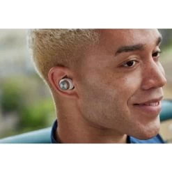 Bowers & Wilkins Pi7 S2 Canvas Weiss -3C Shop high b w pi7 s2 canvas white campaign 8 182625 800x534