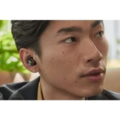 Bowers & Wilkins Pi7 S2 Schwarz Matt -3C Shop high b w pi7 s2 satin black campaign 7 182594 800x534