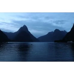 Canon® Canon EOS 850D + 18-135mm IS USM 17 Canon® Canon EOS 850D + 18-135mm IS USM -3C Shop tb 134325 2 144986 800x533